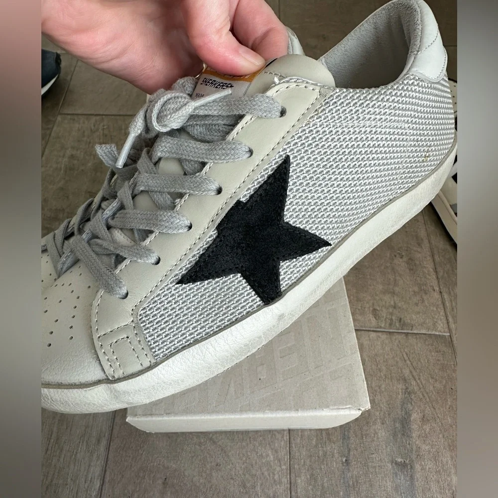 Golden Goose Women's White Leather Star Sneakers